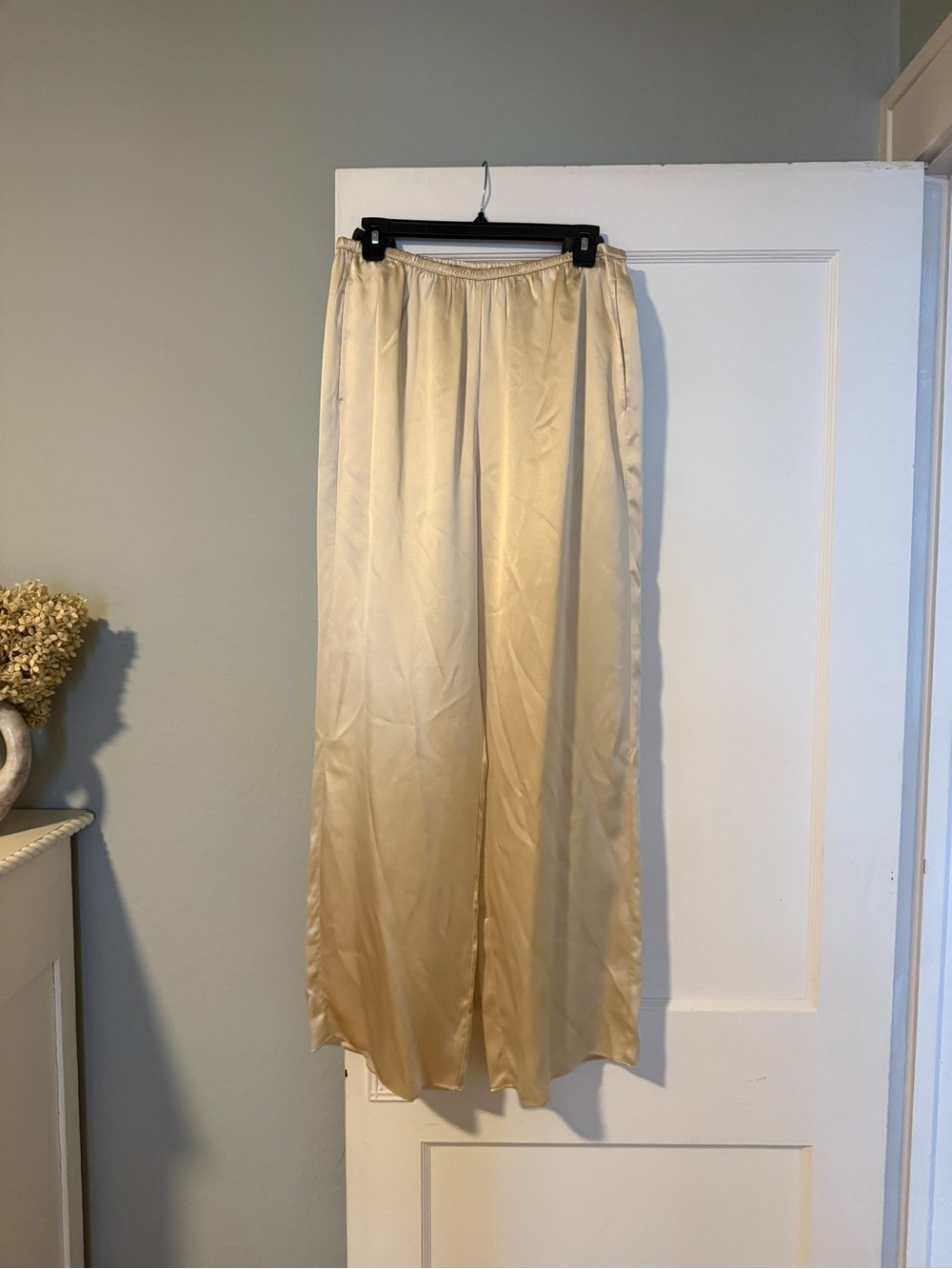 New enza costa 100% silk everywhere pants 3 medium large ivory $545 revolve